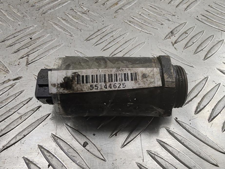 Клапан фазорегулятора BMW 5 E39 2002, 2.5 л., бензин, МКПП, серый, седан, 1432532