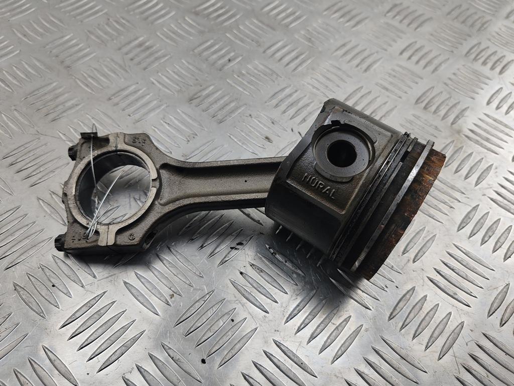 поршень BMW 5 E39 2000, 3.0 л., дизель, АКПП, чёрный, универсал