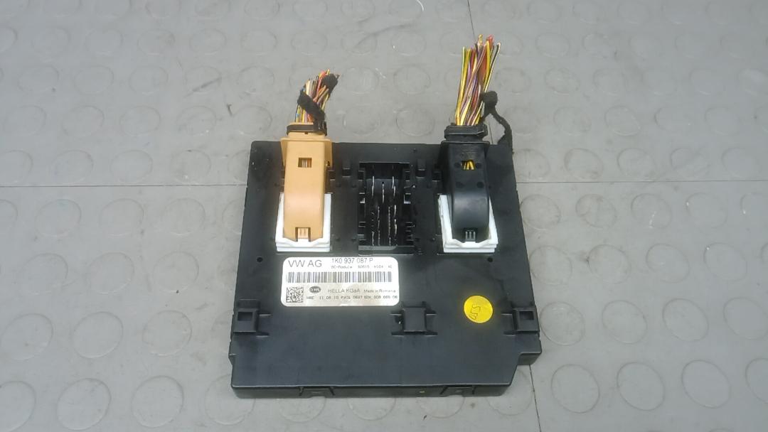 блок комфорта Skoda Superb 2 поколение 2011, 2.0 л., дизель, АКПП, универсал, 1K0937087P - фото №1