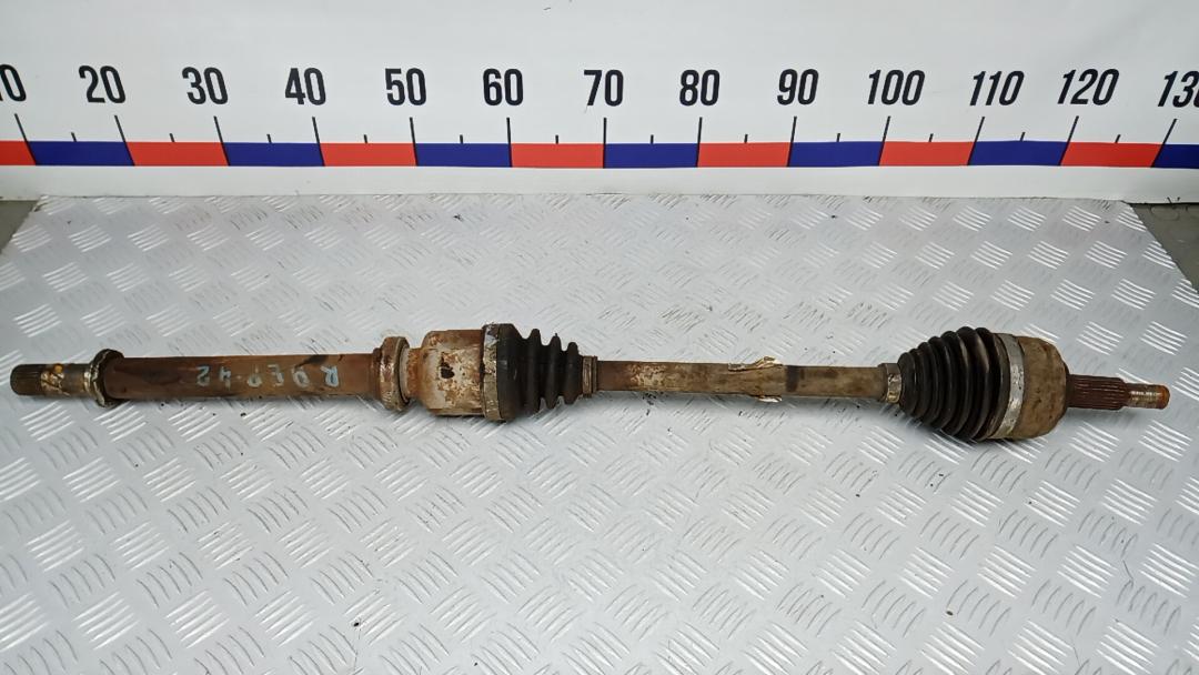 полуось передняя правая (приводной вал, ШРУС) Renault Fluence 1 поколение 2011, 1.5 л., дизель, МКПП, седан - фото №1