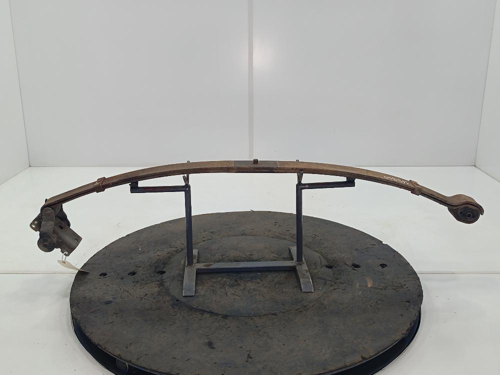 рессора задняя Chrysler Grand Voyager 4 поколение 2002, цвет - фото №1