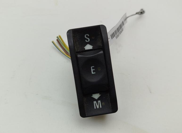 кнопка (выключатель) BMW 3 E36 1993, 2.0 л., бензин, АКПП, серый, седан, 1387034