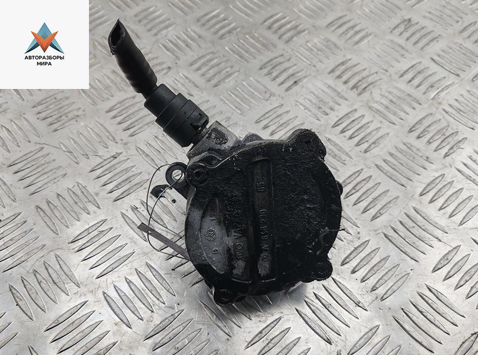 насос вакуумный Mercedes-Benz C-Класс W203/S203/CL203 2003, 2.2 л., дизель, АКПП, серый, седан, 6462300165 - фото №1