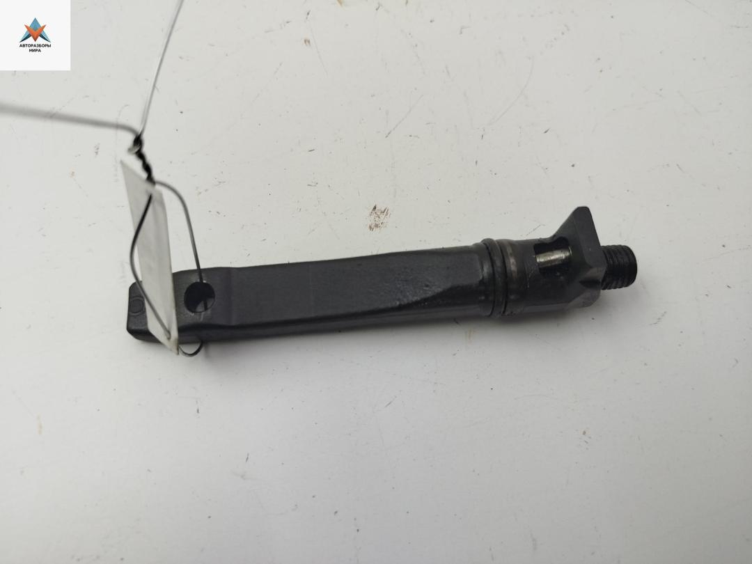 крепление форсунки Opel Zafira 1 поколение (A) 2001, 2.0 л., дизель, МКПП, серый, минивэн - фото №1