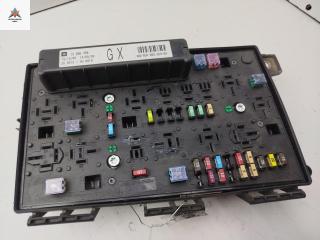 блок предохранителей Opel Zafira 2 поколение (B) 2006, 1.6 л., бензин, МКПП, серый, минивэн, 13206750