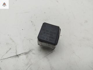 блок управления вентилятором (реле) Opel Zafira 2 поколение (B) 2006, 1.6 л., бензин, МКПП, серый, минивэн, 13171831