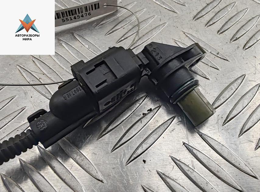 датчик распредвала Audi A6 4F/C6 2004, 2.4 л., бензин, АКПП, серый, седан, 06E905163EF - фото №1