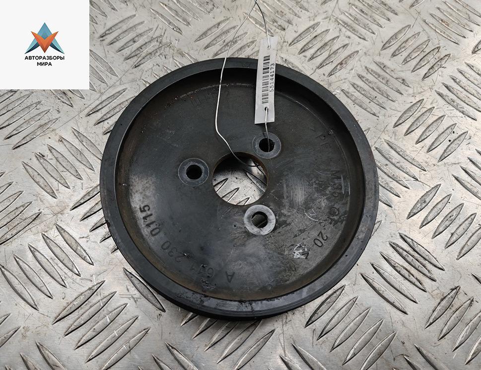 шкив насоса гидроусилителя Mercedes-Benz C-Класс W203/S203/CL203 2003, 2.2 л., дизель, АКПП, серый, седан, 6112300115 - фото №1