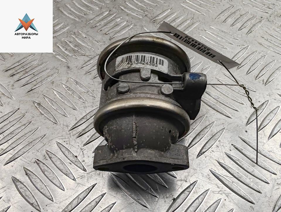 клапан EGR Audi A6 4F/C6 2004, 2.4 л., бензин, АКПП, серый, седан, 06E131101C - фото №1