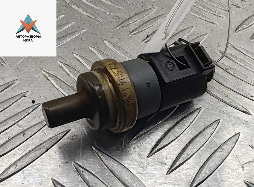 датчик температуры Audi A6 4F/C6 2004, 2.4 л., бензин, АКПП, серый, седан, 06A919501A - фото №1