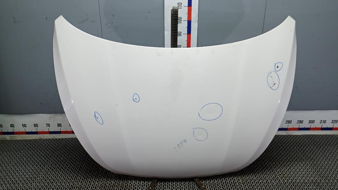 капот Hyundai ix35 1 поколение 2012, 1.7 л., дизель, МКПП, внедорожник 5 дв. - фото №1