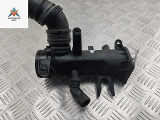 патрубок воздушного фильтра Volkswagen Touran 1 поколение [рестайлинг] 2009, 1.4 л., бензин, 03C129617H