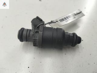 форсунка Volkswagen Golf 5 поколение 2006, 1.6 л., бензин, МКПП, чёрный, хетчбэк 5 дв., 06A906031BT