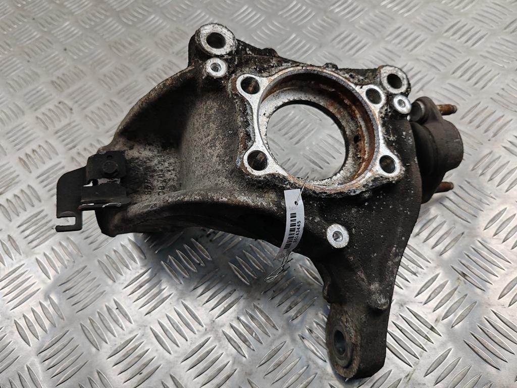 Кулак (корпус ступицы) передний правый Volkswagen Passat B6 2007, 2.0 л., бензин, МКПП, синий, универсал, 2305005