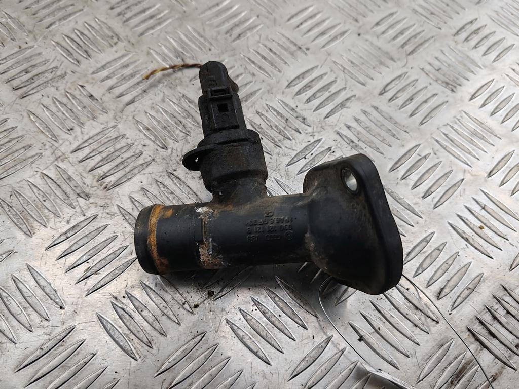 корпус термостата Volkswagen Touran 2003, 2.0 л., дизель, МКПП, чёрный, минивэн, 03G121121G