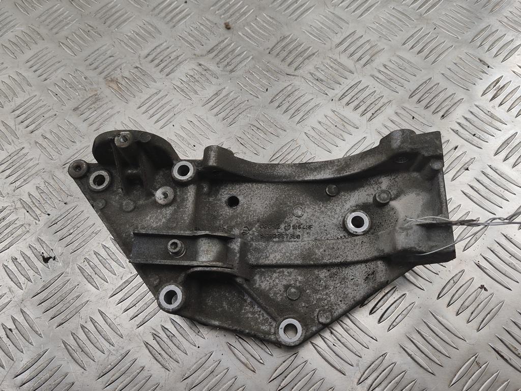 кронштейн генератора Citroen C5 2007, 2.0 л., дизель, МКПП, чёрный, универсал, 9682367380