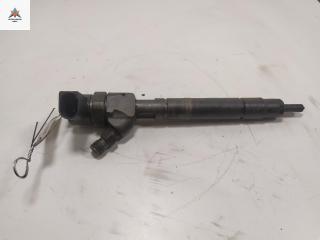 форсунка Mercedes-Benz Sprinter W901-W905 2005, 2.2 л., дизель, МКПП, зелёный, микроавтобус, A6110701687