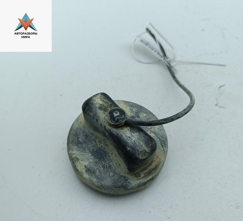 пробка топливного бака Mercedes-Benz Sprinter W901-W905 2005, 2.2 л., дизель, МКПП, зелёный, микроавтобус - фото №1