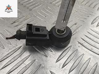 датчик детонации Volkswagen Golf 4 поколение 2001, 1.4 л., бензин, МКПП, синий, хетчбэк 5 дв., 030905377C