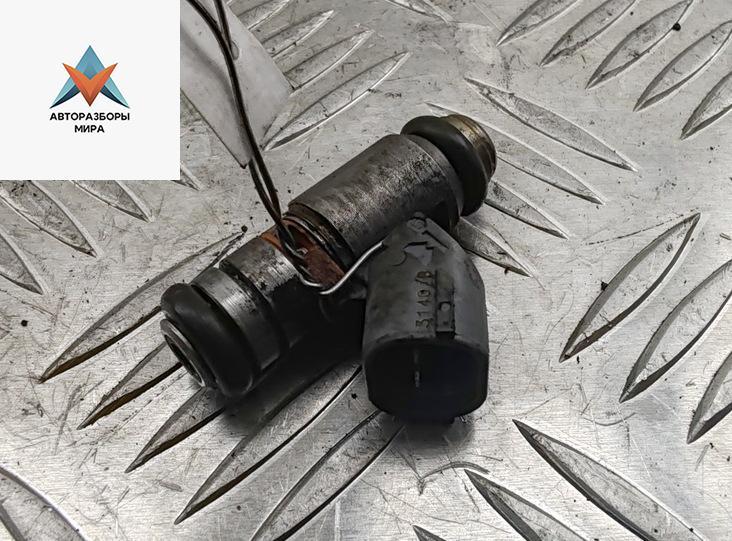 форсунка Volkswagen Golf 4 поколение 2001, 1.4 л., бензин, МКПП, синий, хетчбэк 5 дв., 036031G - фото №1