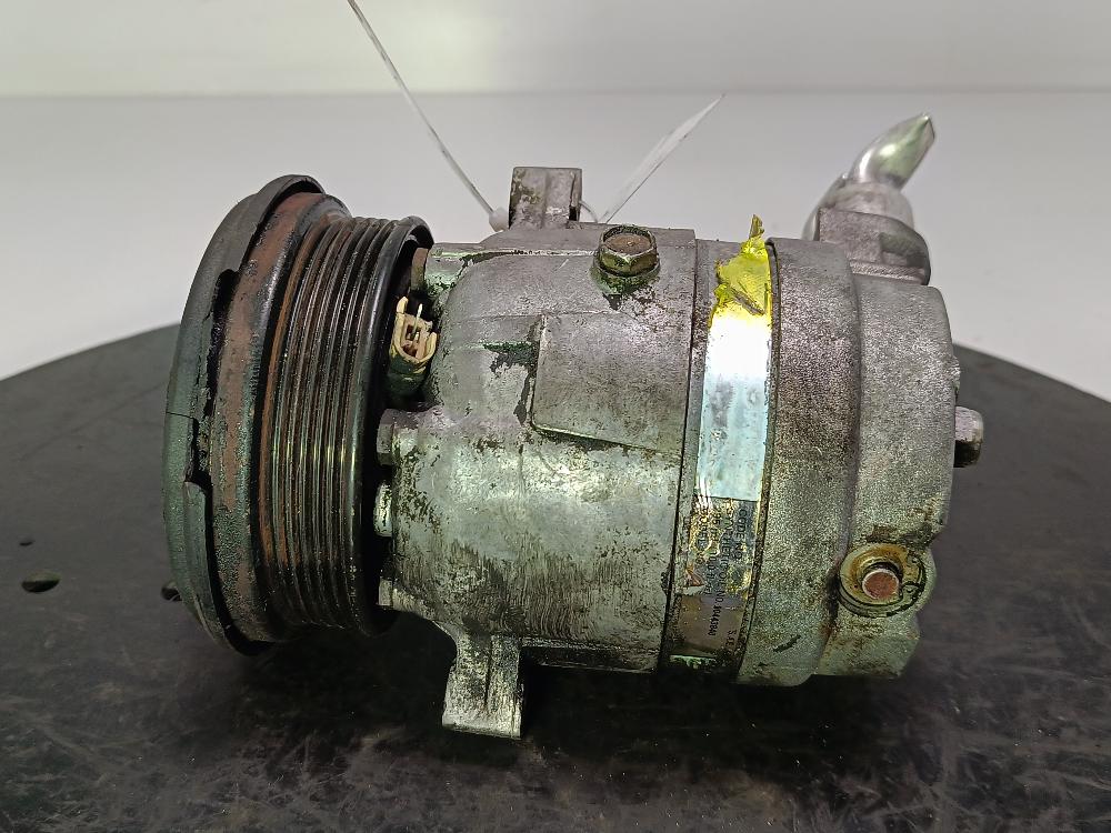 компрессор кондиционера Opel Vectra B 1998, цвет - фото №1