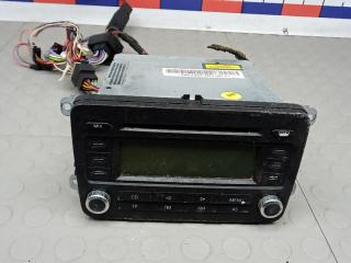магнитола Volkswagen Passat B6 2008, 2.0 л., дизель, МКПП, универсал, 1K0035186P