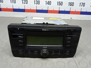 магнитола Skoda Octavia 2 поколение (A5) 2007, 1.9 л., D TDI PD, дизель, МКПП, хетчбэк 5 дв., 1Z0035161A