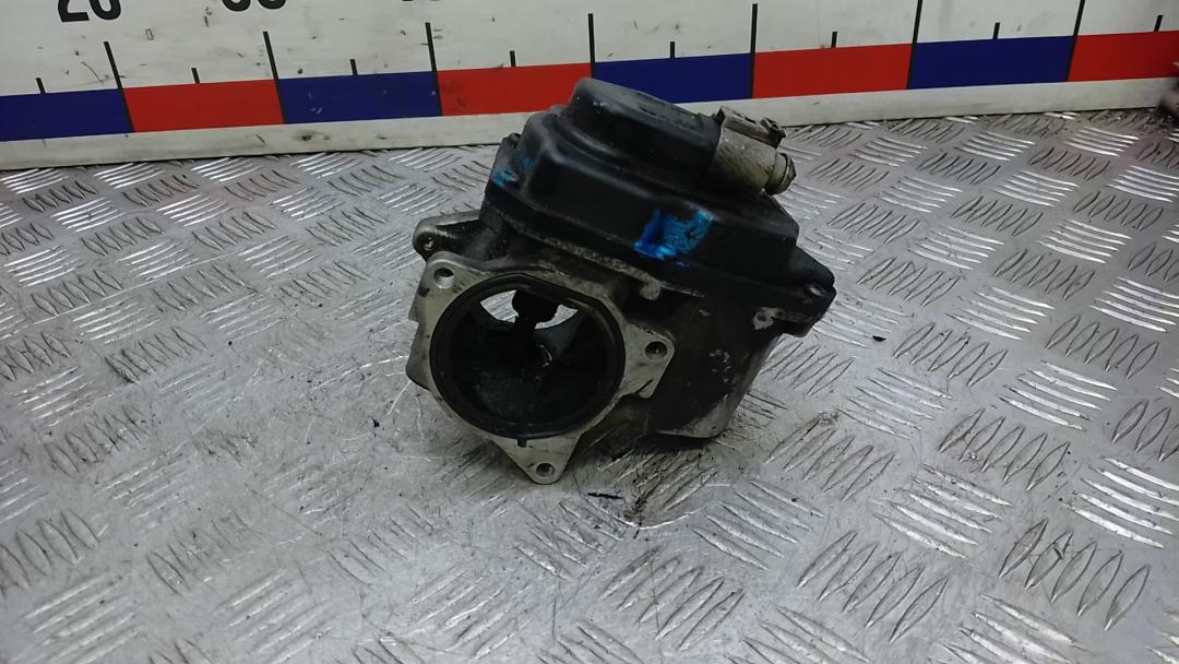 клапан EGR Volkswagen Tiguan 1 поколение 2010, 2.0 л., дизель, МКПП, внедорожник 5 дв., 03L131501E - фото №1