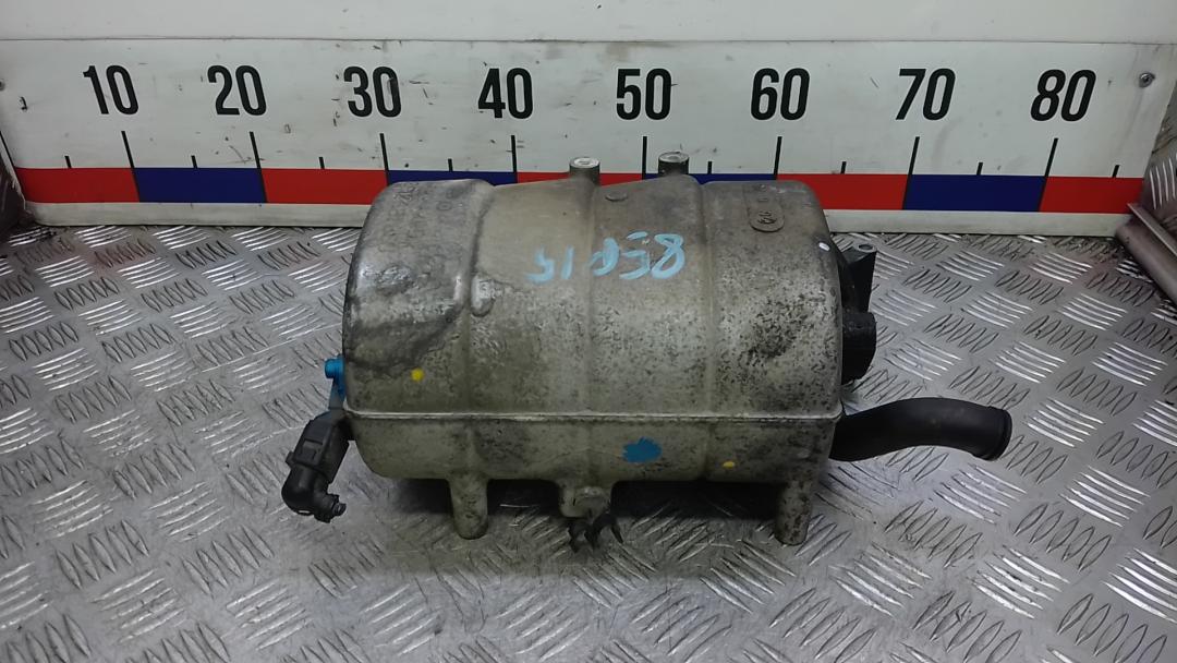 коллектор впускной Volkswagen Caddy 3 поколение 2007, 2.0 л., дизель, МКПП, 038129711CB - фото №1