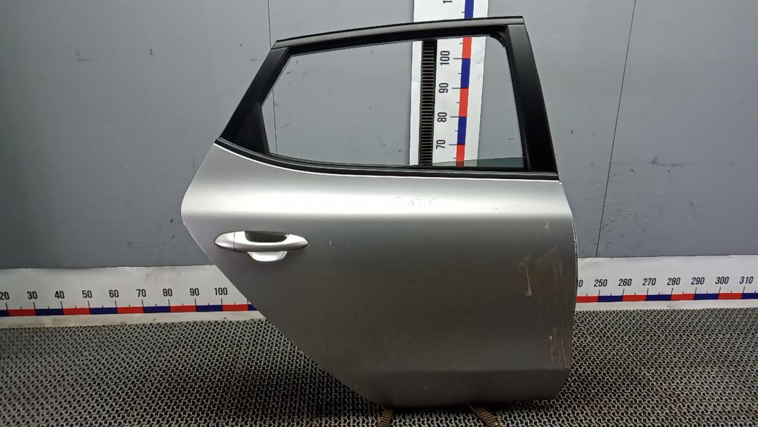 дверь задняя правая Kia Ceed 2 поколение 2012, 1.4 л., бензин, МКПП, хетчбэк 5 дв. - фото №1