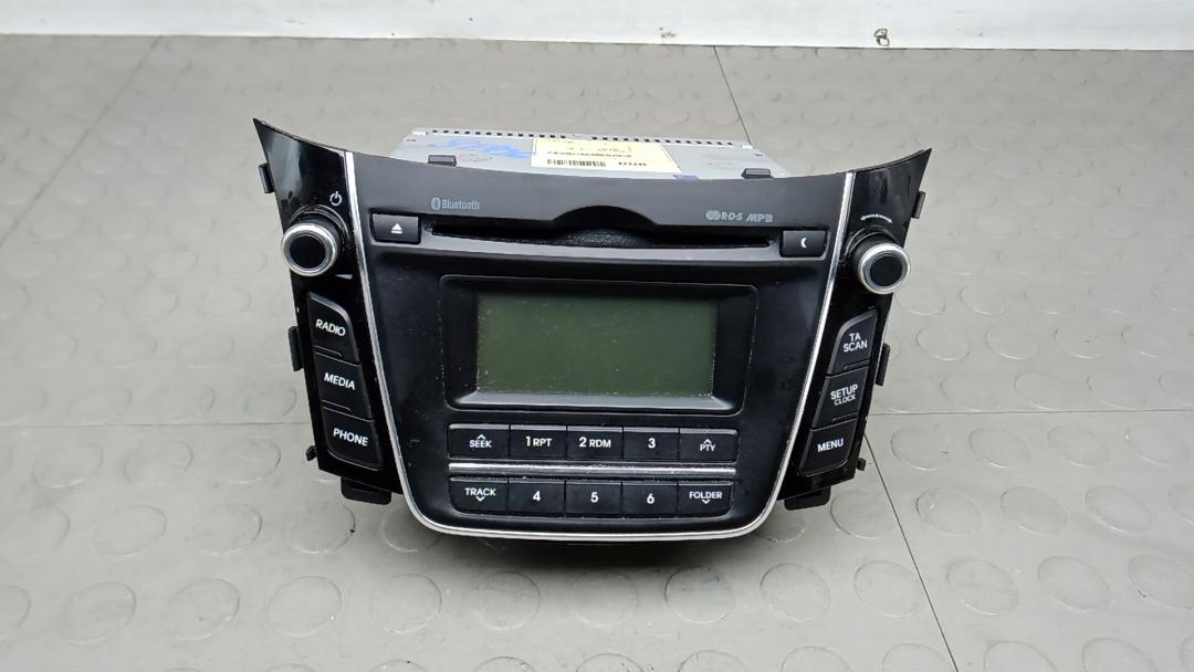 магнитола Hyundai i30 GD 2012, 1.6 л., дизель, МКПП, хетчбэк 5 дв., 96170A6210GU - фото №1