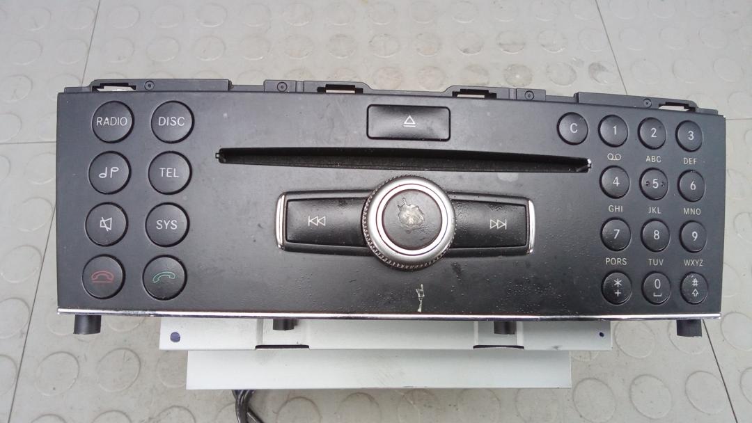 магнитола Mercedes-Benz C-Класс W204/S204 2007, 2.2 л., дизель, МКПП, седан - фото №1