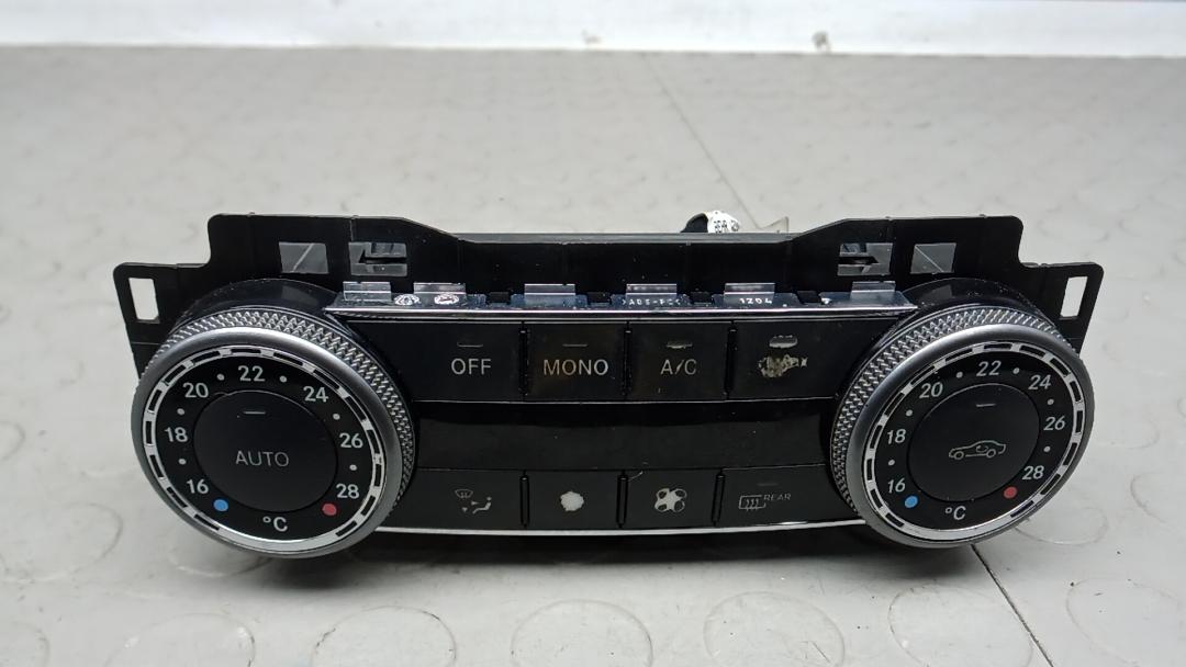 блок управления печки / климат-контроля Mercedes-Benz C-Класс W204/S204 2007, 2.2 л., дизель, МКПП, седан - фото №1