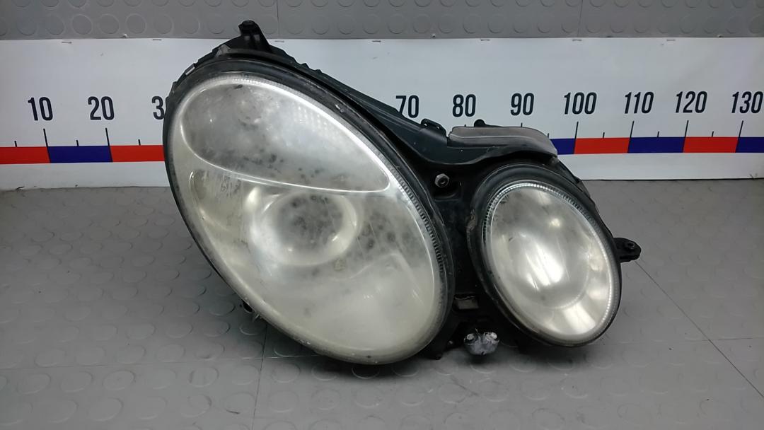фара правая Mercedes-Benz E-Класс W211/S211 2005, 3.2 л., D E320 CDI, дизель, АКПП, седан - фото №1
