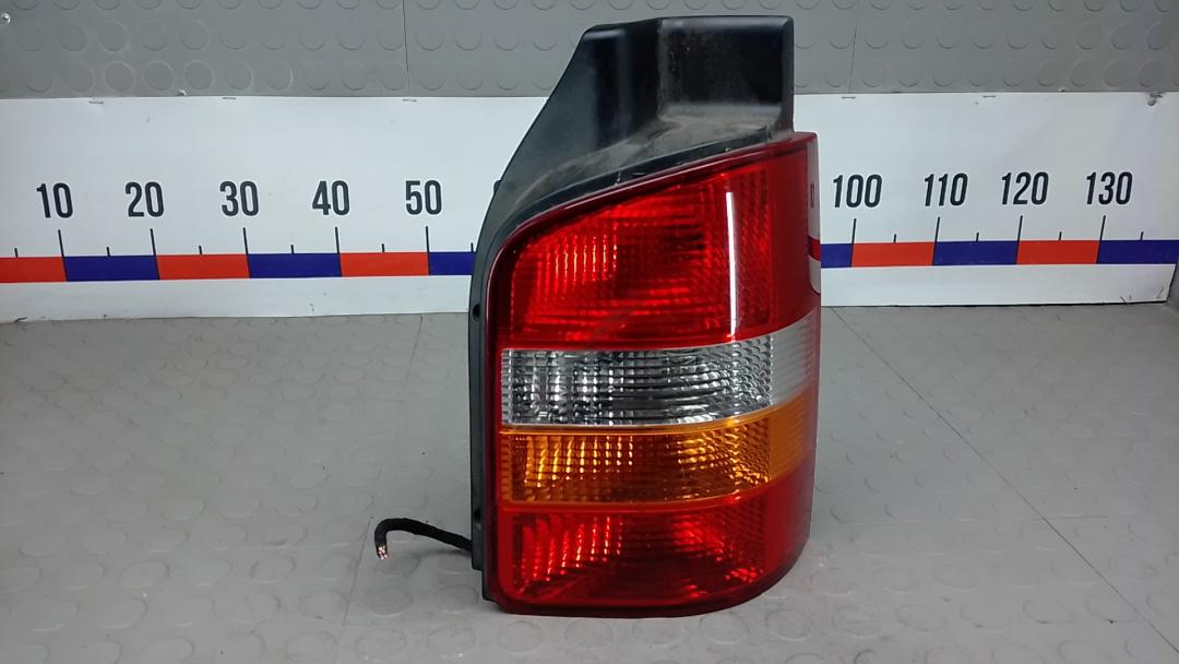 фонарь задний правый Volkswagen Transporter T5 2007, 2.5 л., дизель, МКПП, микроавтобус, 7H0945096K - фото №1