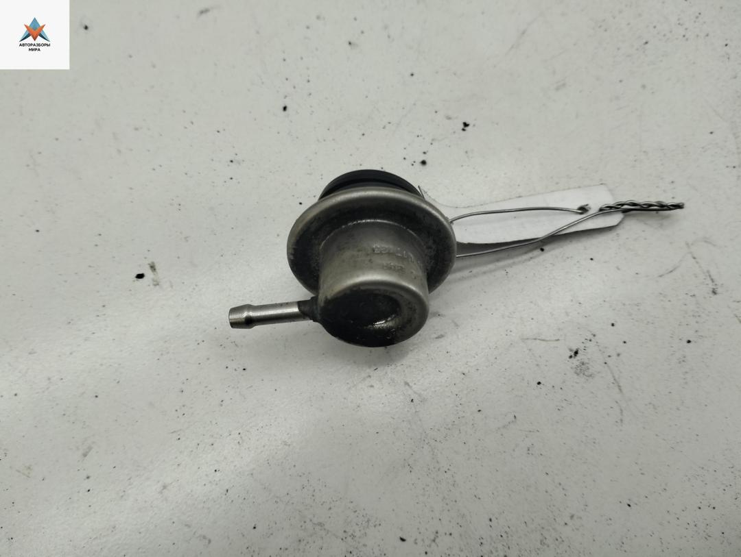 регулятор давления топлива Skoda Octavia mk1 (A4 1U) 2001, 1.6 л., бензин, МКПП, синий, универсал, 037133035H - фото №1