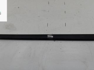 молдинг двери передней левой Volvo V70 2 поколение [рестайлинг] 2005, 2.4 л., бензин, МКПП, синий, универсал, 30648373