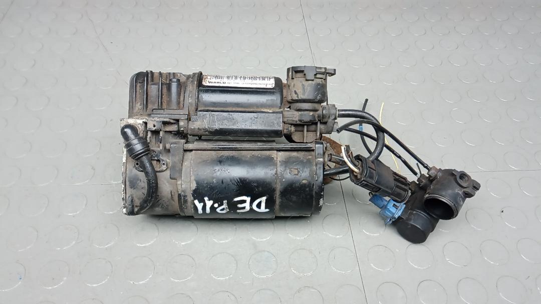 компрессор пневмоподвески Land Rover Discovery 2 поколение 2001, 2.5 л., дизель, МКПП, внедорожник 5 дв. - фото №1