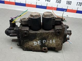 клапан компрессора пневмоподвески Land Rover Discovery 2 поколение 2001, 2.5 л., дизель, МКПП, внедорожник 5 дв.