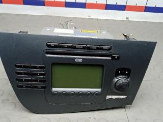 магнитола SEAT Leon 2 поколение 2008, 1.9 л., дизель, МКПП, хетчбэк 5 дв.