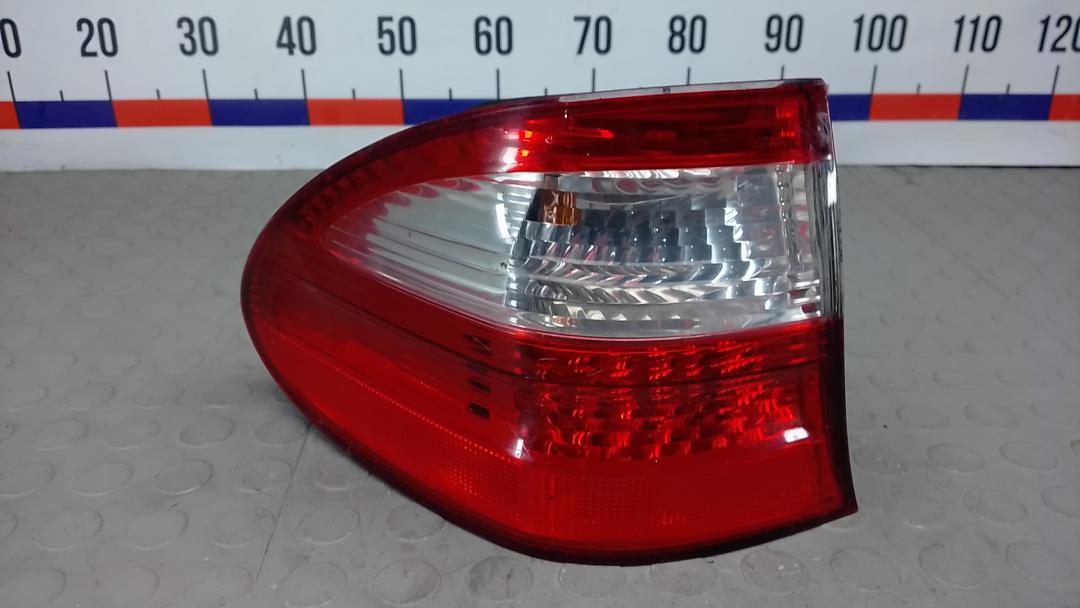 фонарь задний левый Mercedes-Benz E-Класс W211/S211 2005, 2.2 л., D E220 CDI, дизель, АКПП, универсал - фото №1