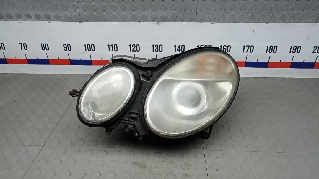 фара левая Mercedes-Benz E-Класс W211/S211 2005, 2.2 л., D E220 CDI, дизель, АКПП, универсал - фото №1