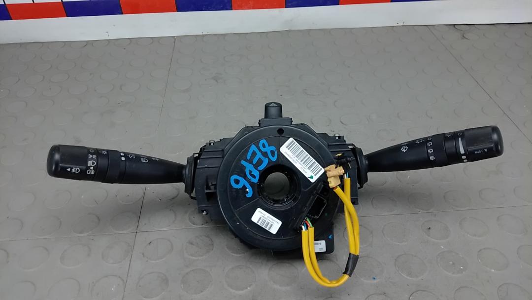 переключатель подрулевой Jeep Grand Cherokee WK 2006, 3.0 л., дизель, АКПП, внедорожник 5 дв. - фото №1