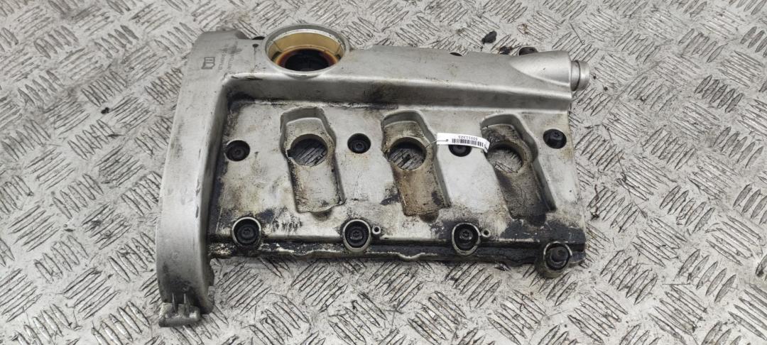 клапанная крышка Audi A6 C5 2002, 3.0 л., бензин, 06C103471