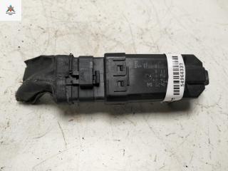 блок управления стеклоподъемниками Renault Scenic 2 поколение [рестайлинг] 2007, 1.9 л., дизель, МКПП, серый, минивэн, 440726