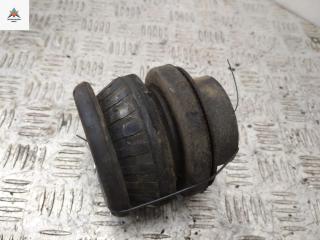 Опора амортизатора переднего (верхняя) Mercedes-Benz Vito-1 W638 2001, 2.2 л., дизель, МКПП, чёрный, микроавтобус, 6383230420