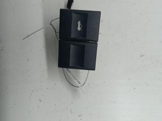 кнопка открытия багажника Ford Mondeo 3 поколение 2001, 1.8 л., бензин, МКПП, серый, универсал, 1S7T19B514AA