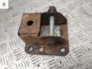 кронштейн рессоры Renault Master 2 поколение [рестайлинг] 2004, 2.5 л., дизель, МКПП, белый, микроавтобус