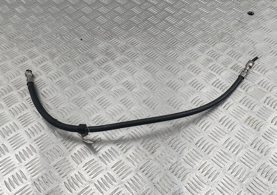 трубка топливная BMW 5 серия E60/E61 2006, 2.5 л., бензин, 7537964 - фото №1