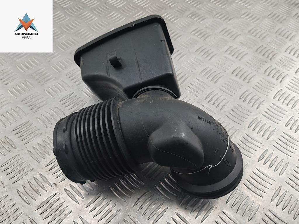патрубок воздушного фильтра BMW 5 серия E60/E61 2006, 2.5 л., бензин, 7521029 - фото №1